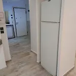 Center Apartment With Private Yard D11