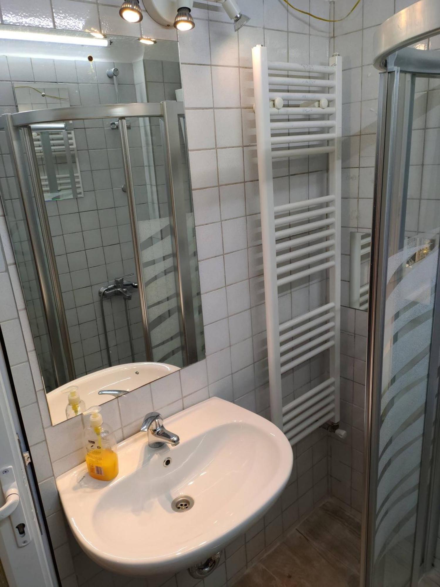 Center With Private Yard D11 Apartment Thessaloniki